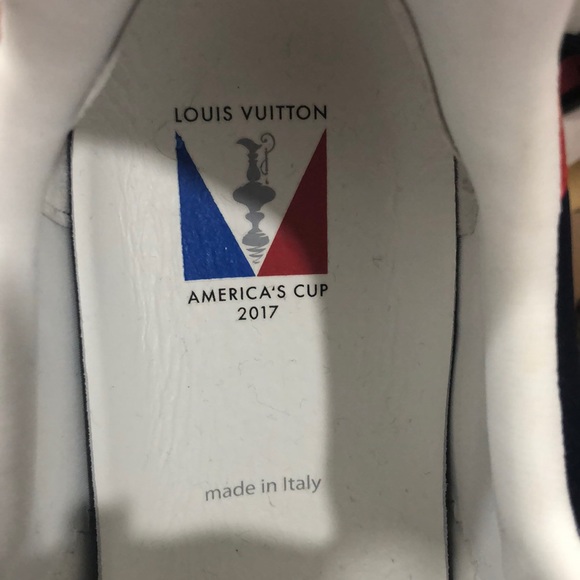 Authentic Louis Vitton Sneakers size 9 - Picture 4 of 7